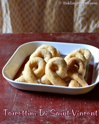 Tear shaped sugar coated cookies