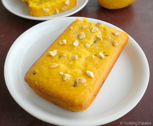 Eggless Mango Cake