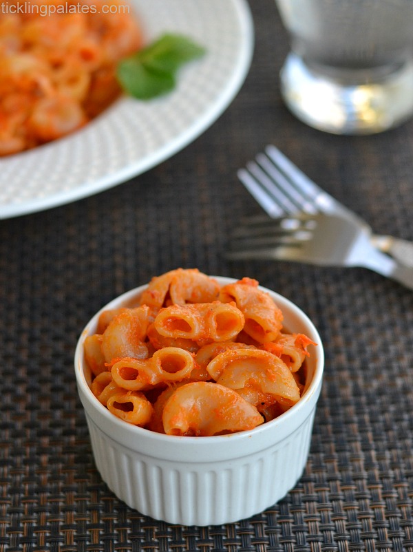 Pasta in Roasted Red Bell Pepper Sauce easy pasta recipes for kids