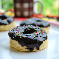 Eggless Baked Donuts (Doughnuts) Recipe with Chocolate Glaze