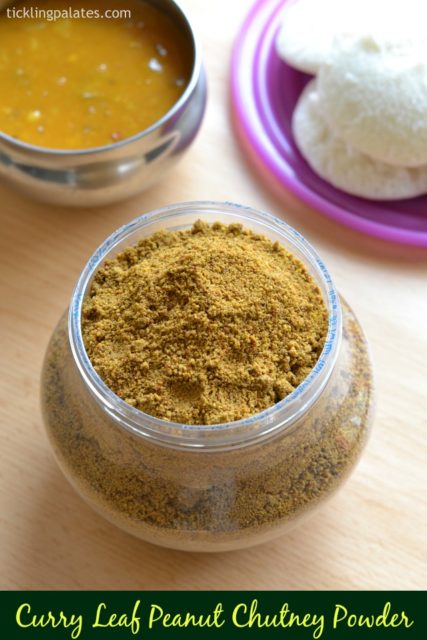 Curry Leaf and Peanut Idli Milagai Podi Recipe