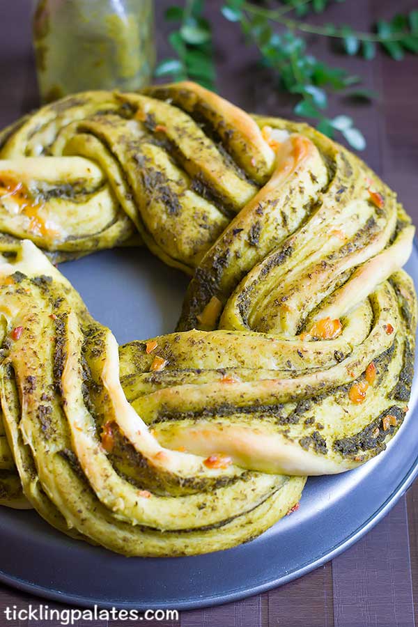 braided pesto bread