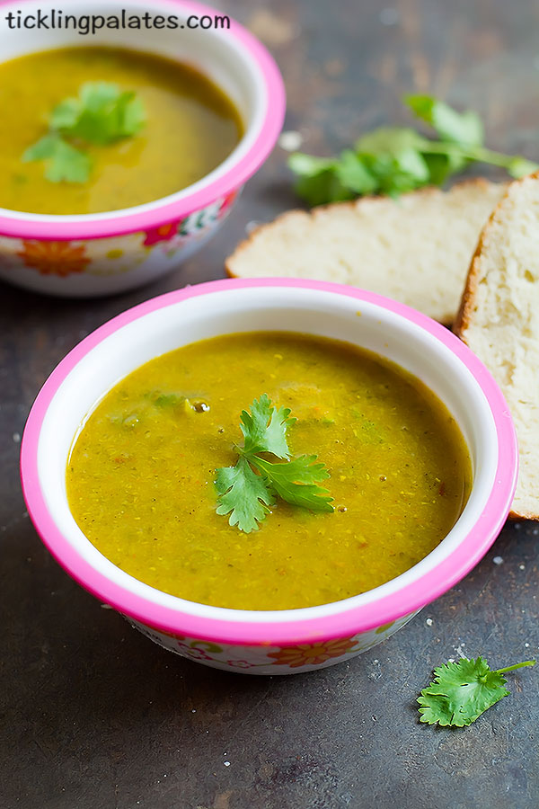 creamy broccoli lentil soup