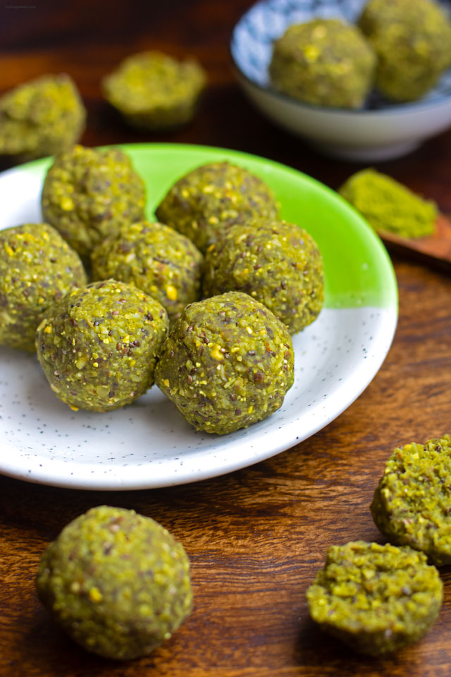 no bake matcha energy bites