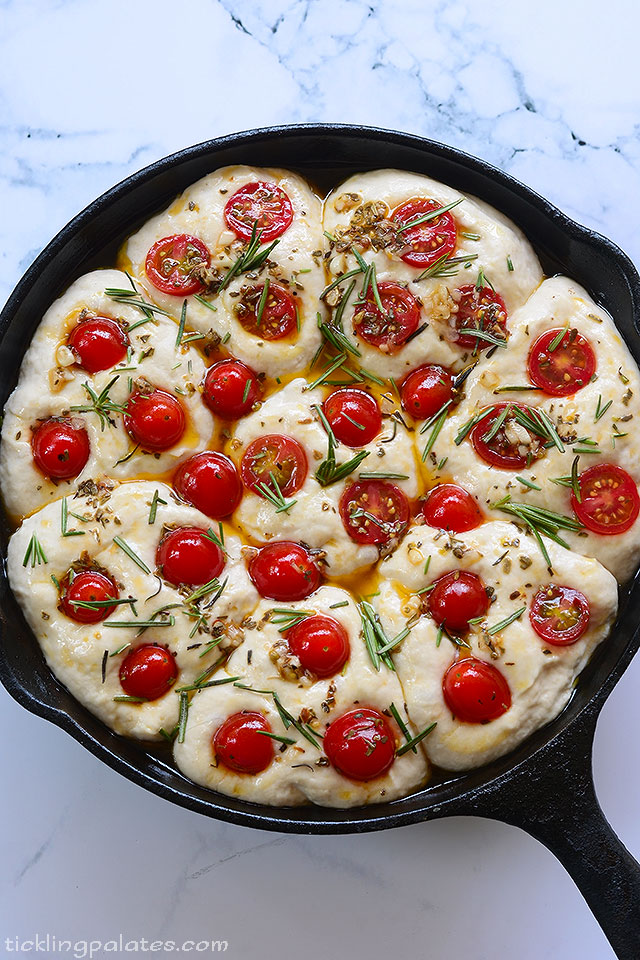 focaccia after topping